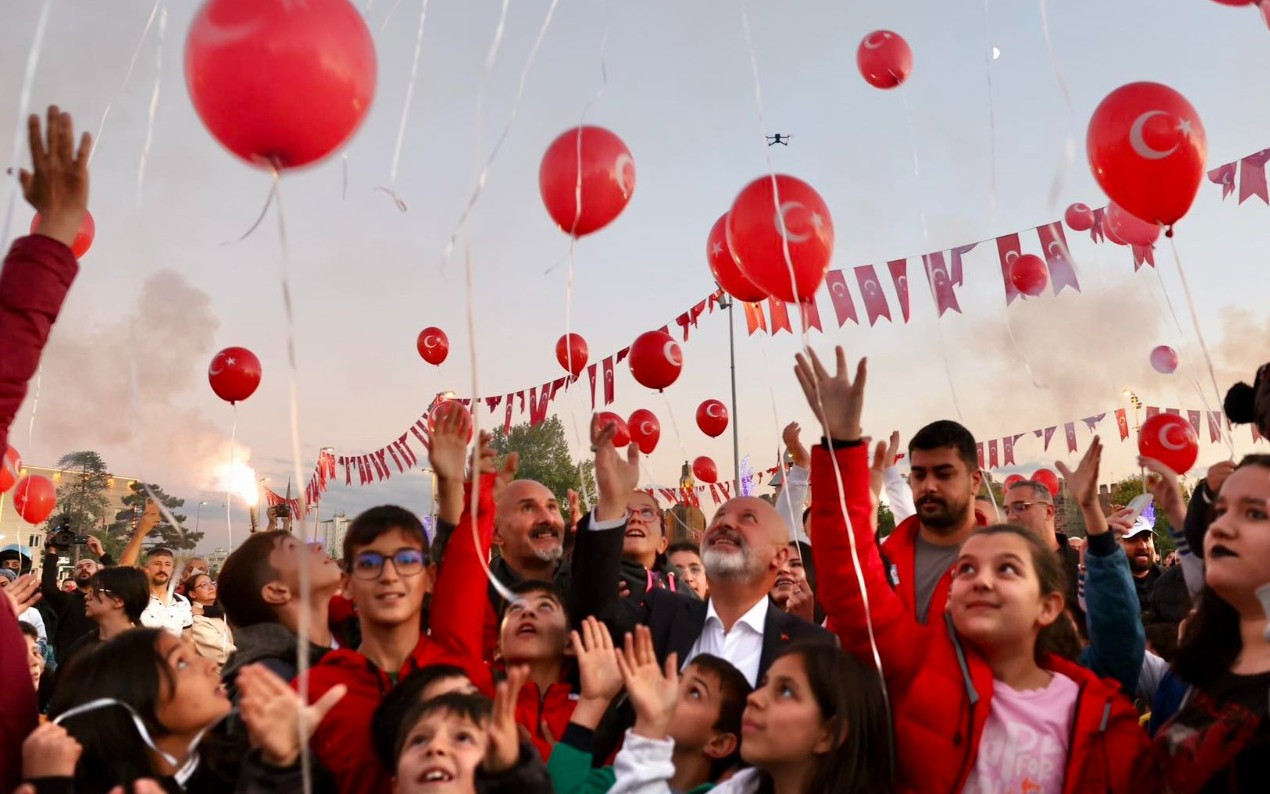 BAŞKAN ÇOLAKBAYRAKDAR’DAN 29 EKİM ‘AY YILDIZ TURU’ ÇAĞRISI