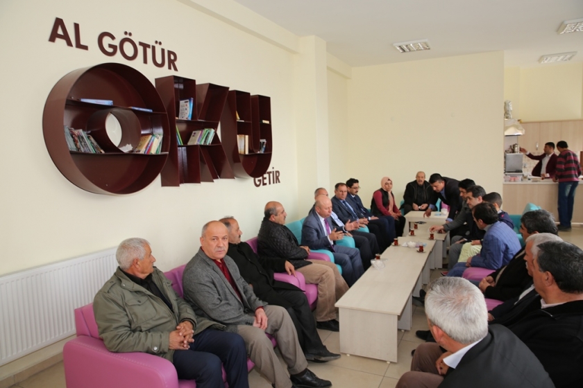 BAŞKAN ÇOLAKBAYRAKDAR, MUHTARLARLA BİR ARAYA GELDİ