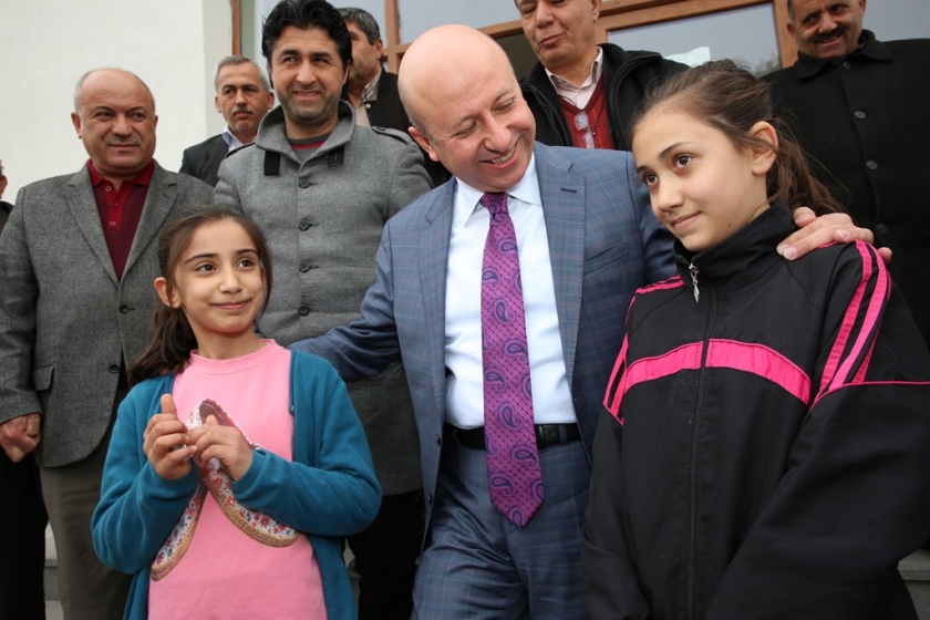 BAŞKAN ÇOLAKBAYRAKDAR, MUHTARLARLA BİR ARAYA GELDİ