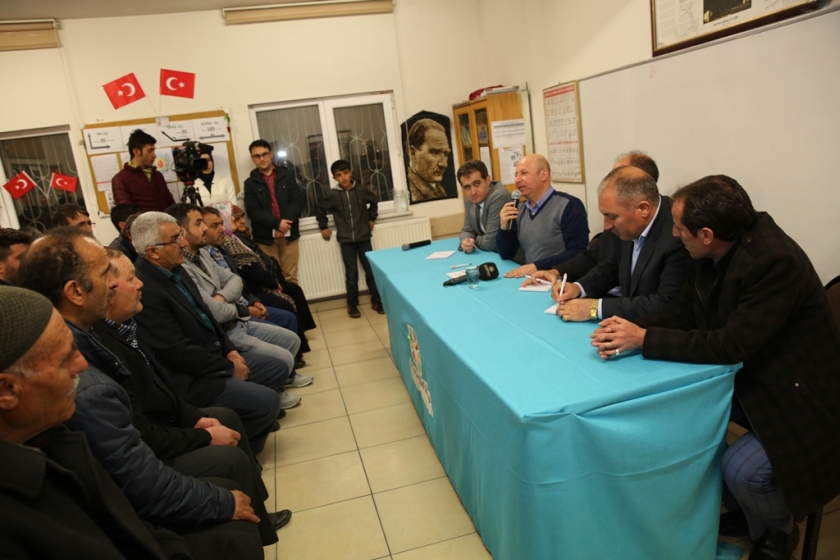 BAŞKAN ÇOLAKBAYRAKDAR, ORUÇ REİS’E KENTSEL DÖNÜŞÜMÜ ANLATTI
