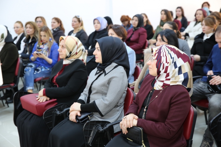 ÇOLAKBAYRAKDAR ÇİFTİNDEN KADINLARA BÜYÜK JEST