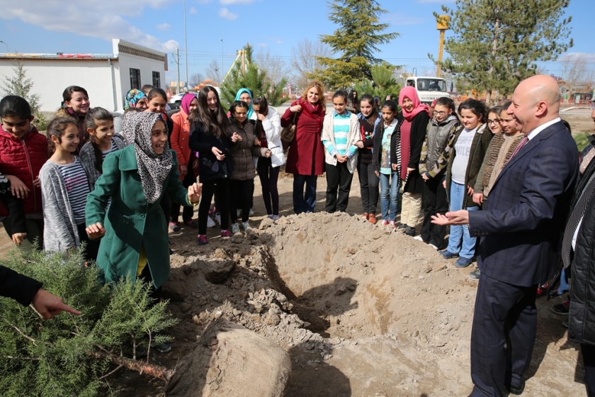 KOCASİNAN’DA DOĞAYA HANIM ELİ DEĞDİ