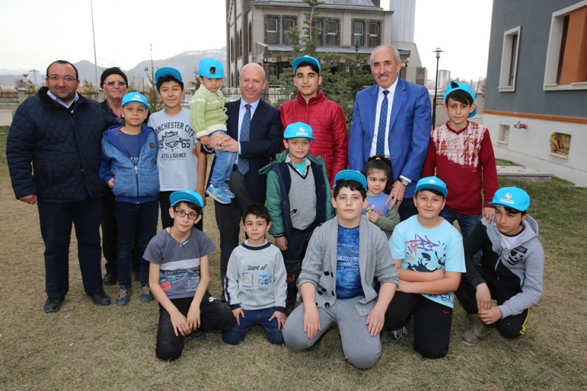 ESNAF DOSTU BAŞKAN ÇOLAKBAYRAKDAR’DAN ODAKIR’A ZİYARET