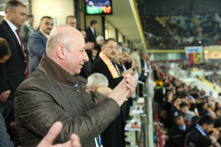 BAŞKAN ÇOLAKBAYRAKDAR’DAN KAYSERİSPOR’A HEP DESTEK TAM DESTEK