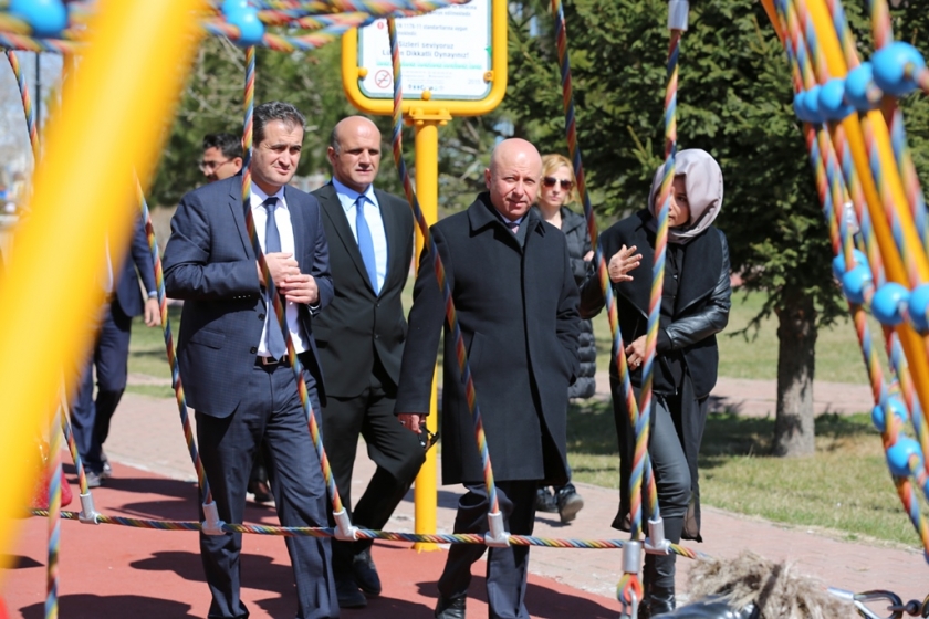 KOCASİNAN BELEDİYESİ, ÇOCUKLAR İÇİN TEKNOLOJİ PARKI YAPIYOR
