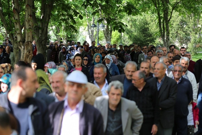 KOCASİNAN’IN DOMATES EFSANESİ BU YIL DA HAYAT BULDU