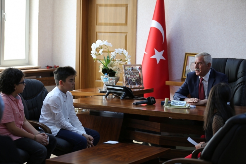 KOCASİNAN AKADEMİ’NİN KÜÇÜKLERİNDEN BÜYÜK RÖPORTAJ