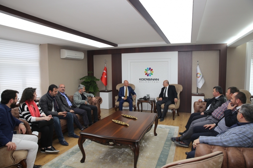 AK PARTİ İL YÖNETİMİ’NDEN BAŞKAN ÇOLAKBAYRAKDAR’A TEŞEKKÜR ZİYARETİ