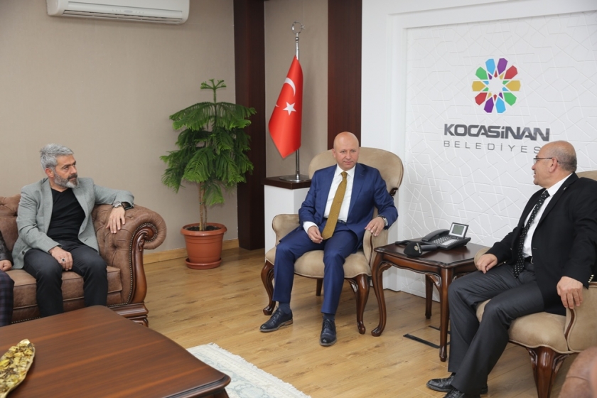 AK PARTİ İL YÖNETİMİ’NDEN BAŞKAN ÇOLAKBAYRAKDAR’A TEŞEKKÜR ZİYARETİ