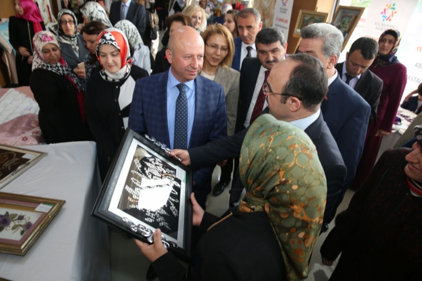 KOCASİNAN AKADEMİ İLK MEZUNLARINI VERDİ