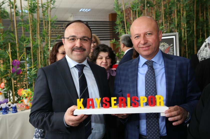 KOCASİNAN AKADEMİ İLK MEZUNLARINI VERDİ