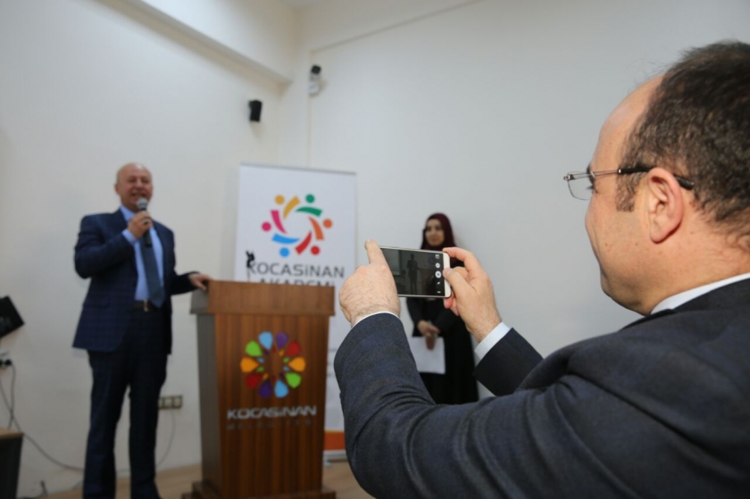 KOCASİNAN AKADEMİ İLK MEZUNLARINI VERDİ