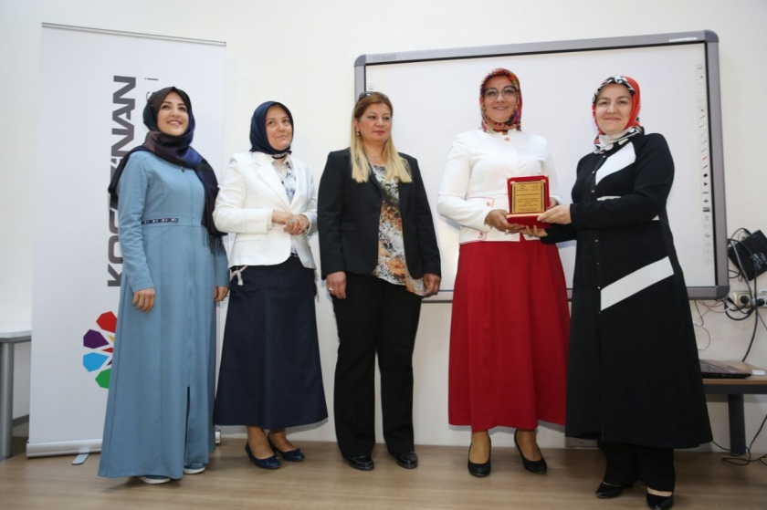 KOCASİNAN AKADEMİ İLK MEZUNLARINI VERDİ