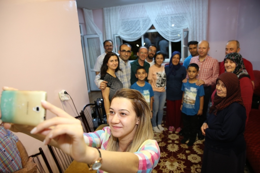 ÇOLAKBAYRAKDAR, KOCASİNAN SAKİNLERİNİ MUHTEŞEM BİR RAMAZAN PROGRAMI BEKLİYOR