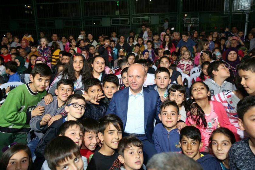 KOCASİNAN HER AKŞAM ‘ESKİ RAMAZANLAR’ TADINDA GEÇİYOR