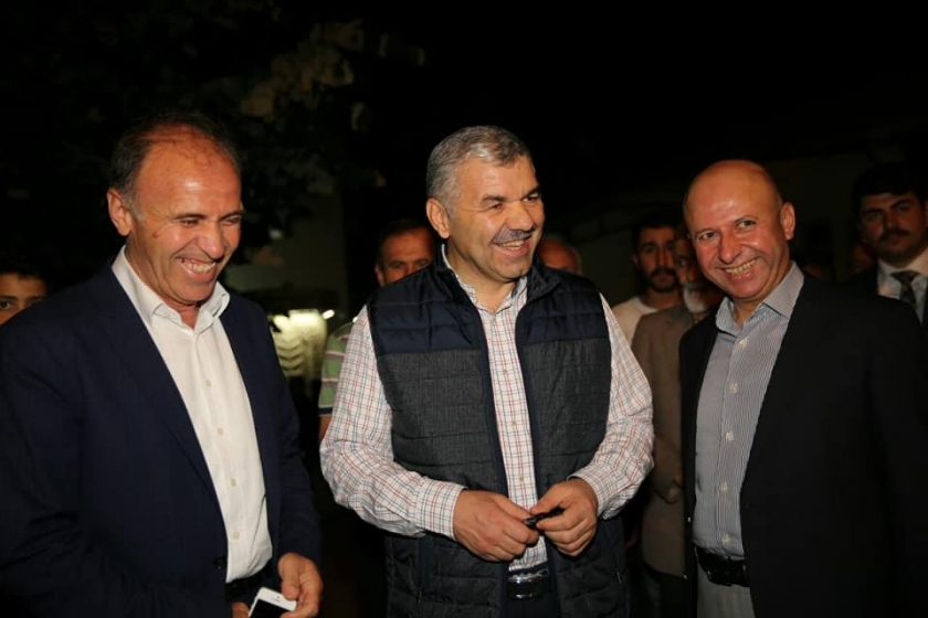 BAŞKAN ÇOLAKBAYRAKDAR İFTARDA DA VATANDAŞLA BİRLİKTE 