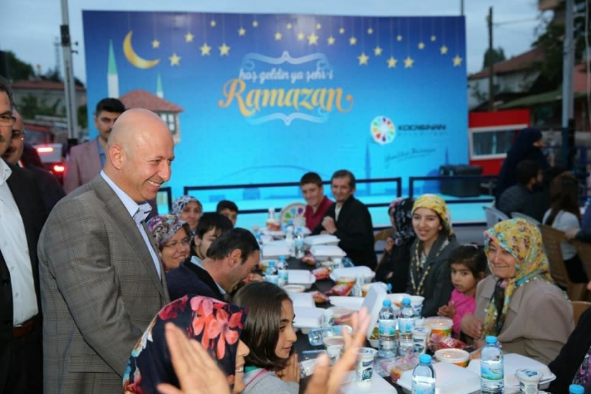 KOCASİNAN’DA İFTAR SOFRASI ARGINCIK’TA BEREKETLENDİ