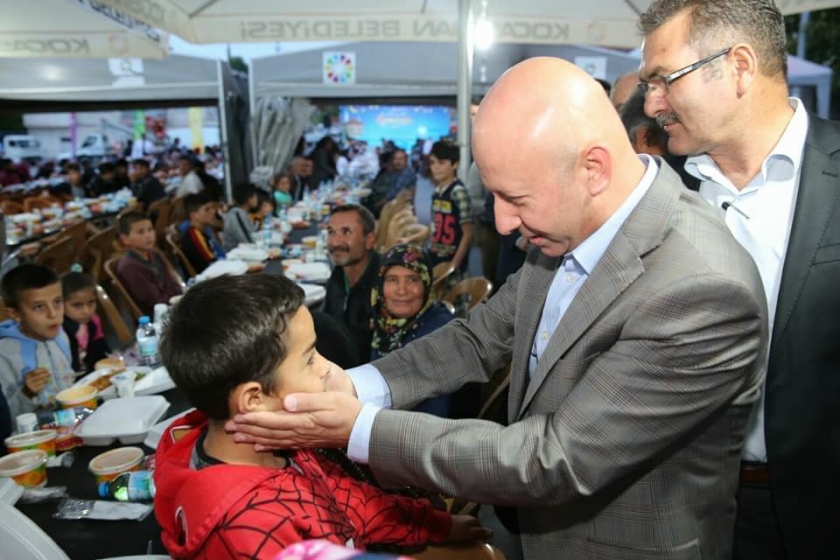 KOCASİNAN’DA İFTAR SOFRASI ARGINCIK’TA BEREKETLENDİ