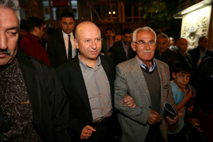 KOCASİNAN’DA HER ŞEY; BAYRAMDA YÜZLER GÜLSÜN DİYE