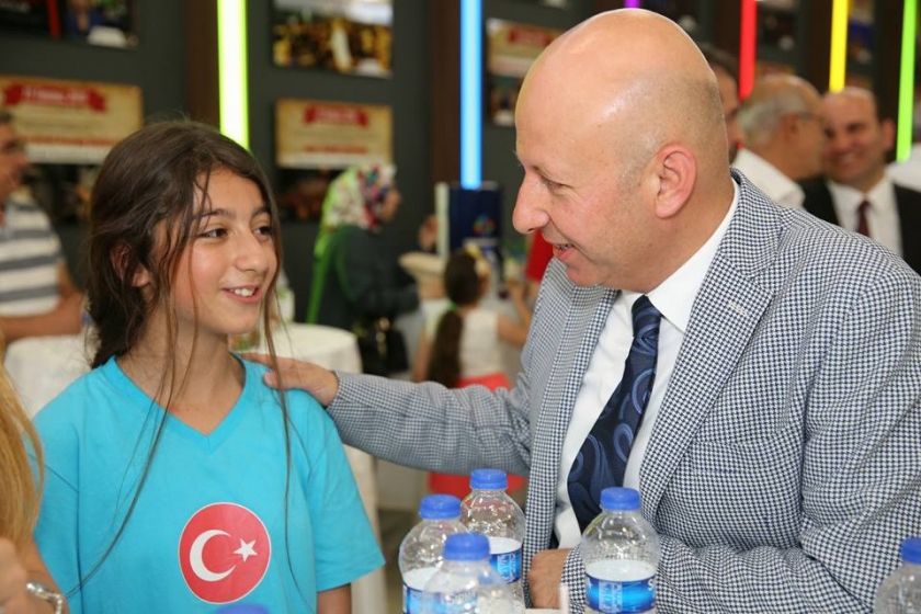 KOCASİNAN’DAN 15 TEMMUZ ŞEHİT VE GAZİLERİNE MİNNET VE SAYGIYLA