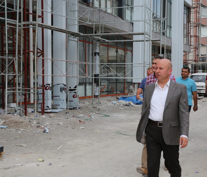 BAŞKAN ÇOLAKBAYRAKDAR, “KOCASİNAN’A HER GEÇEN GÜN YEPYENİ YAŞAM ALANLARI KAZANDIRIYORUZ”