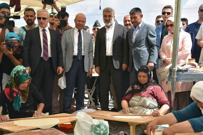 KOCASİNAN’IN YAMULA PATLICAN FESTİVALİ TAMAMLANDI