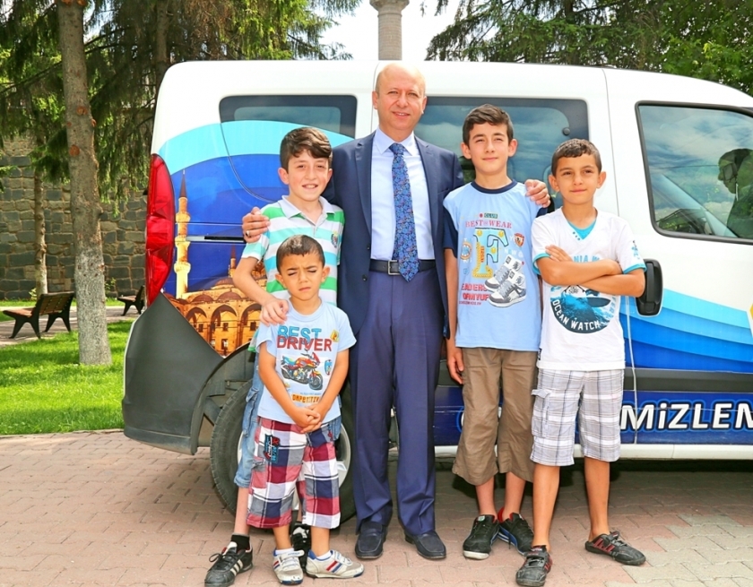 KOCASİNAN’DA BAYRAM ÖNCESİ HİZMET SEFERBERLİĞİ