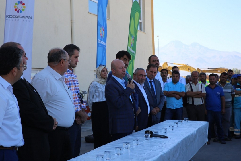 BAŞKAN ÇOLAKBAYRAKDAR ATÖLYE ÇALIŞANLARIYLA BAYRAMLAŞTI