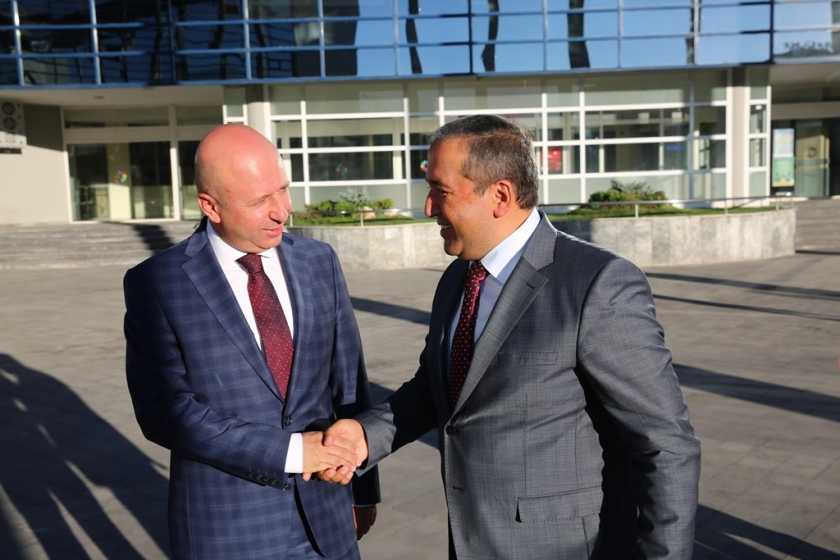 KAYMAKAM ALİ CANDAN’DAN BAŞKAN ÇOLAKBAYRAKDAR’A VEDA ZİYARETİ
