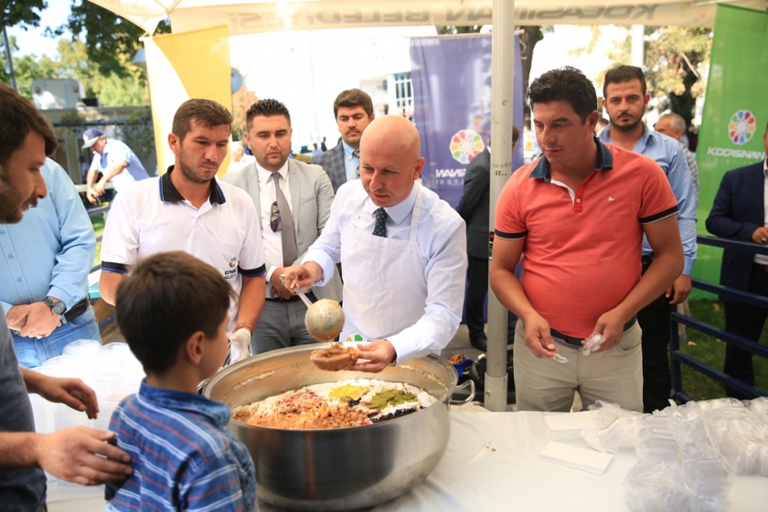 KOCASİNAN’DA AŞURE BEREKETİ