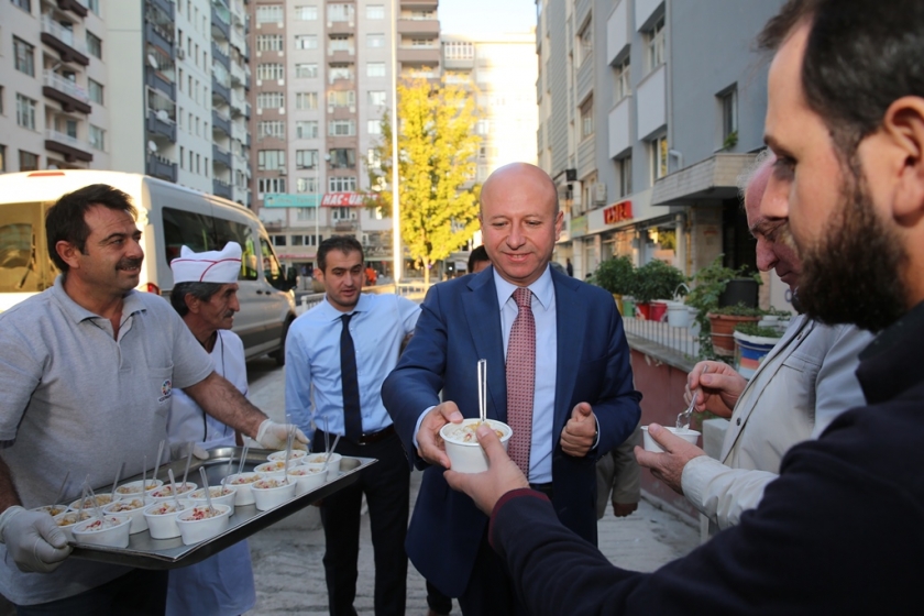 BAŞKAN ÇOLAKBAYRAKDAR, SERÇEÖNÜ MAHALLESİ’NDE ÇALIŞMALARI İNCELEDİ