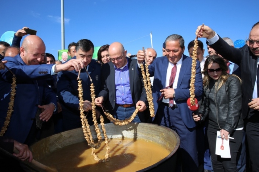 BAŞKAN ÇOLAKBAYRAKDAR’DAN ERKİLET KEDİ BACAĞI FESTİVALİNE DAVET