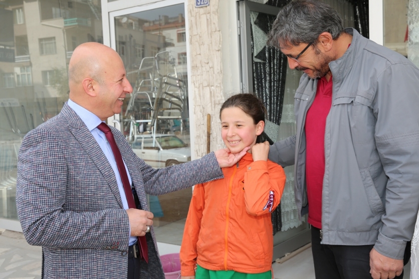 BAŞKAN ÇOLAKBAYRAKDAR YENİ NESİL PAZAR YERİNİ İNCELEDİ