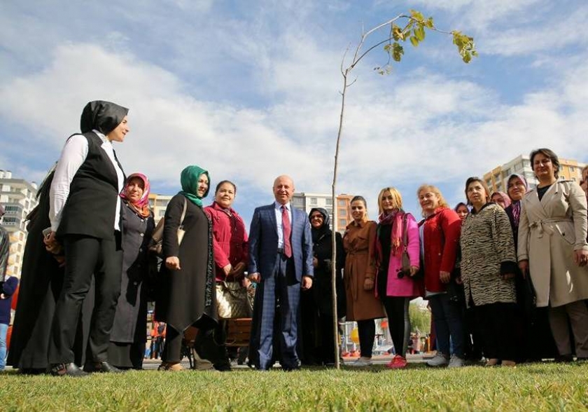 BAŞKAN ÇOLAKBAYRAKDAR, “HİZMETLERİMİZE VATANDAŞLAR TEVECCÜH GÖSTERİYOR”