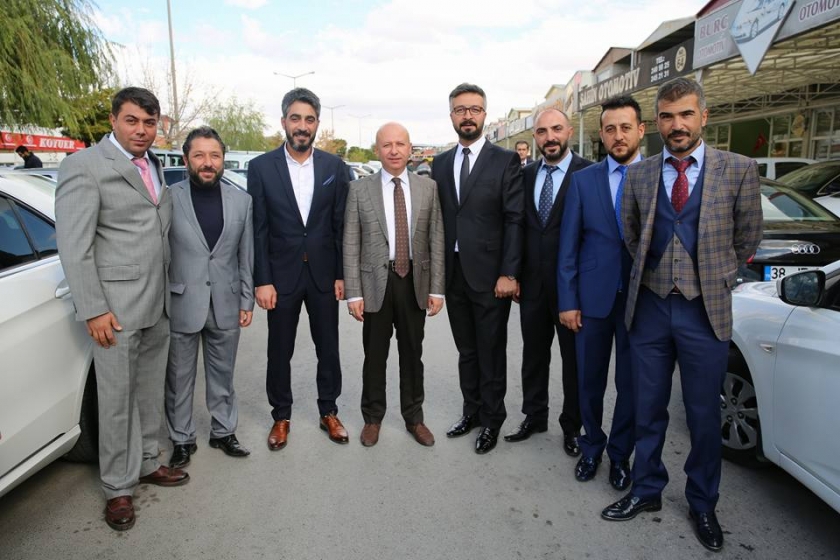 BAŞKAN ÇOLAKBAYRAKDAR, OTO GALERİCİLER SİTESİNDE