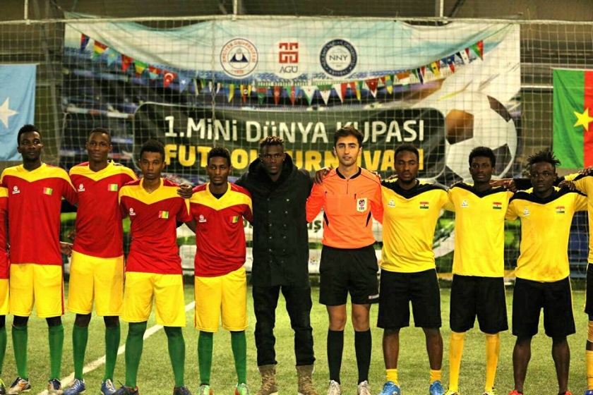 KOCASİNAN’IN ULUSLARARASI TURNUVASINDA YARI FİNAL HEYECANI