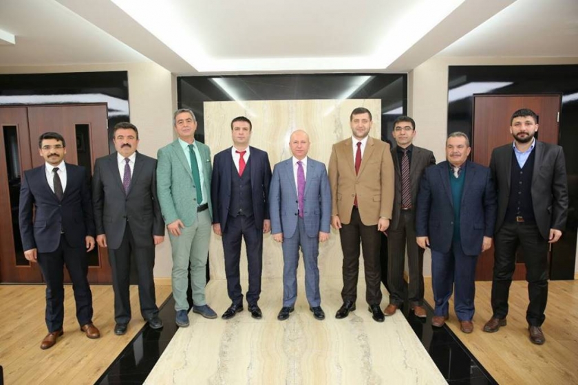 BAŞKAN ÇOLAKBAYRAKDAR, MHP HEYETİNİ MİSAFİR ETTİ