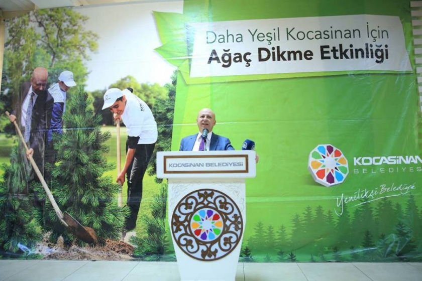 EĞİTİMCİNİN DOSTU BAŞKAN ÇOLAKBAYRAKDAR, ÖĞRETMENLER GÜNÜ’NÜ TAÇLANDIRDI