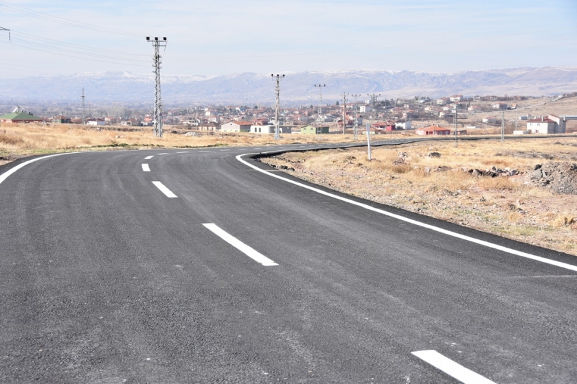KOCASİNAN BELEDİYESİ GÖMEÇ VE BARSAMA DA YENİLEME ÇALIŞMALARINA DEVAM EDİYOR