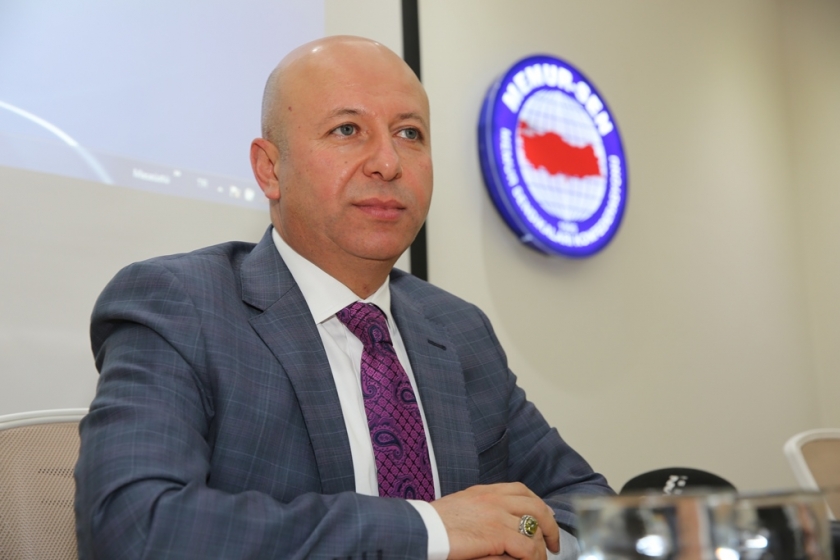 BAŞKAN ÇOLAKBAYRAKDAR, EĞİTİM-BİR-SEN’E KONUK OLDU
