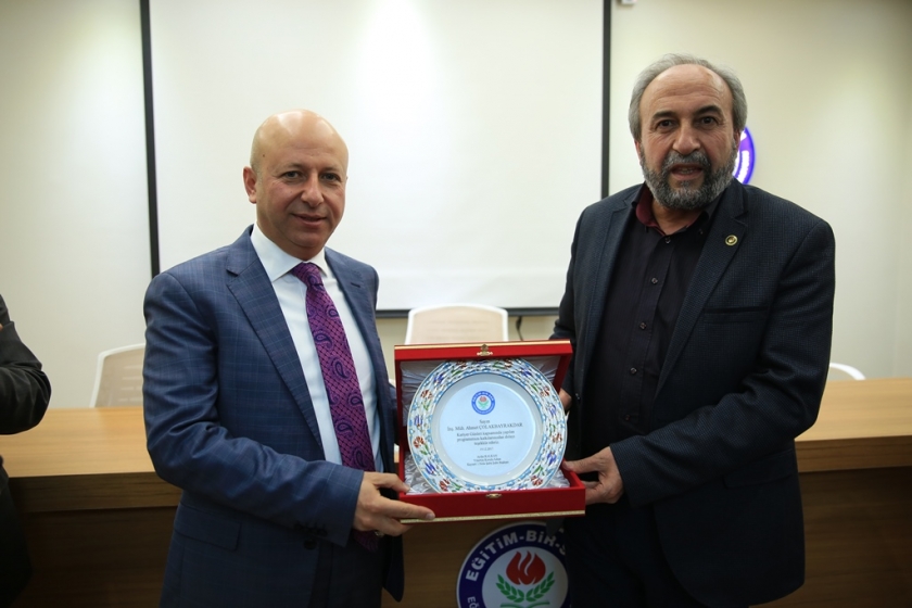 BAŞKAN ÇOLAKBAYRAKDAR, EĞİTİM-BİR-SEN’E KONUK OLDU
