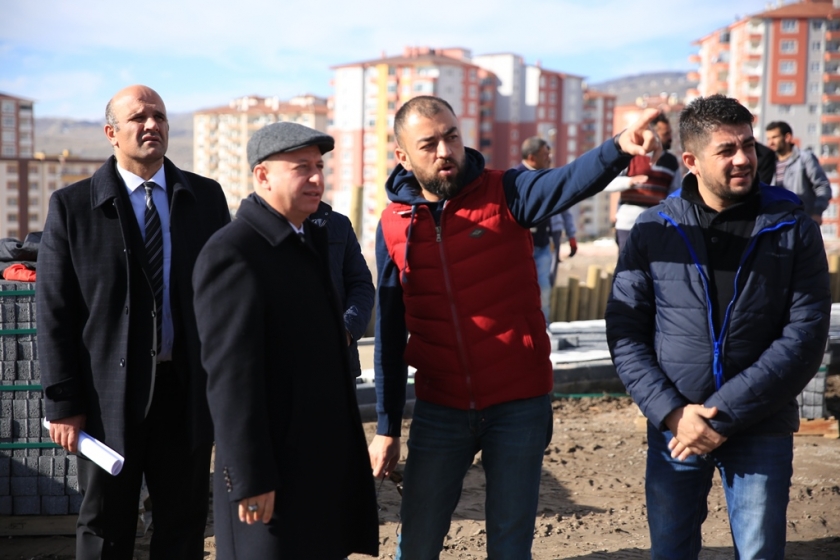 BAŞKAN ÇOLAKBAYRAKDAR, “PARKLARIN İŞLEVSELLİĞİNE ÖNCELİK VERİYORUZ”