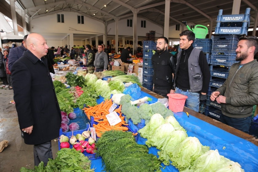 BAŞKAN ÇOLAKBAYRAKDAR MODERN PAZAR YERİNDE