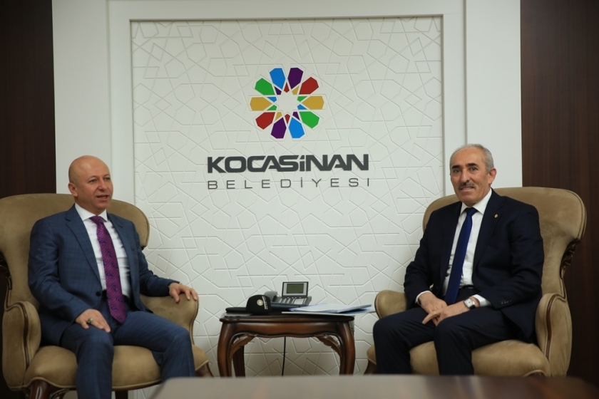 BAŞKAN ÇOLAKBAYRAKDAR, “HER ZAMAN ESNAFIMIZIN YANINDAYIZ”