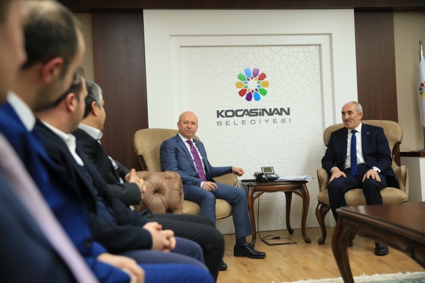 BAŞKAN ÇOLAKBAYRAKDAR, “HER ZAMAN ESNAFIMIZIN YANINDAYIZ”