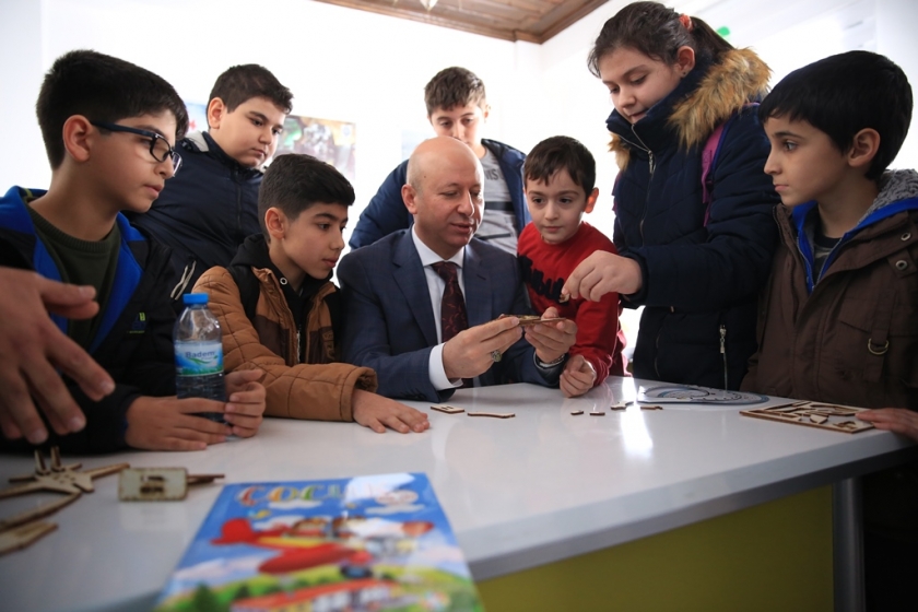 BAŞKAN ÇOLAKBAYRAKDAR, “GELECEĞİN BİLİM ADAMLARINI VE MÜHENDİSLERİNİ YETİŞTİRECEĞİZ”