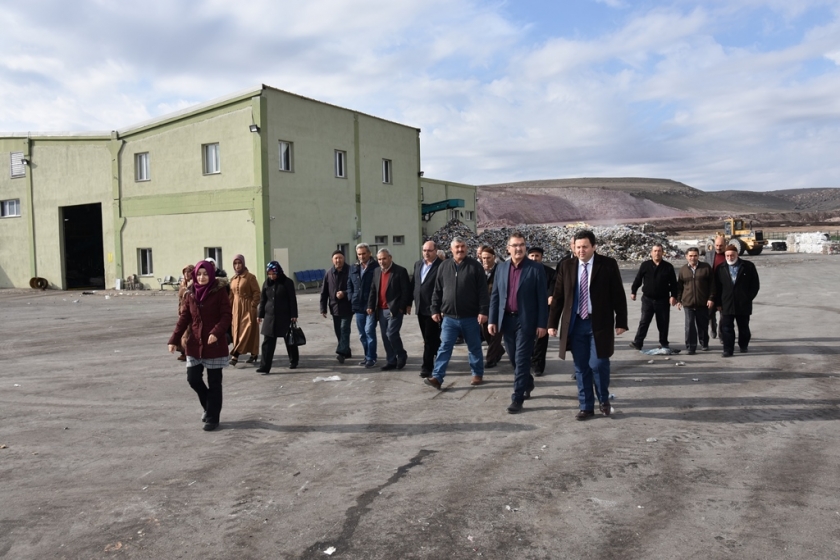 KOCASİNAN’DA VATANDAŞLAR HİZMETİ YERİNDE GÖRÜYOR VE TAKDİR EDİYOR