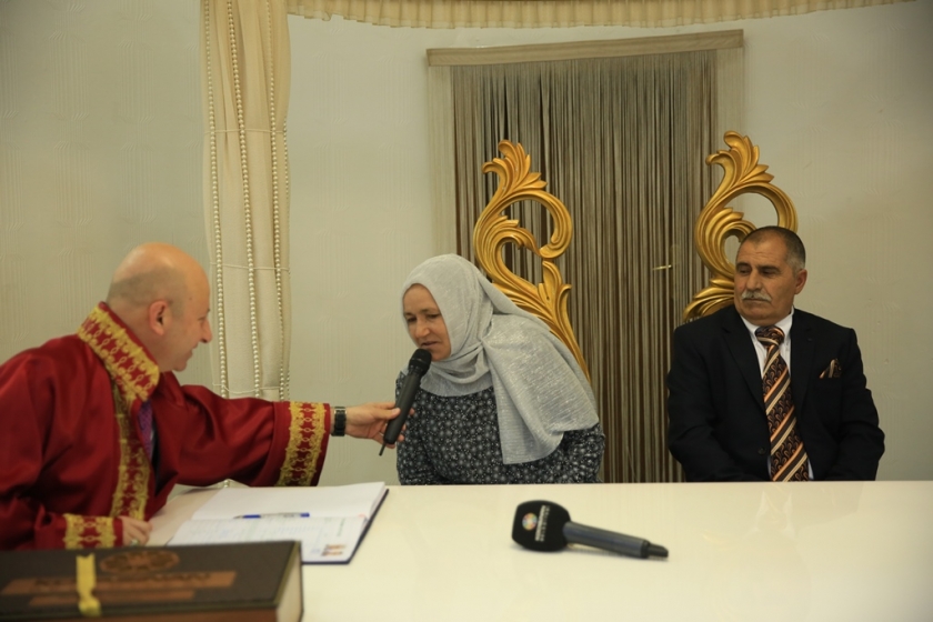 İKİNCİ BAHAR NİKAHINI BAŞKAN ÇOLAKBAYRAKDAR KIYDI