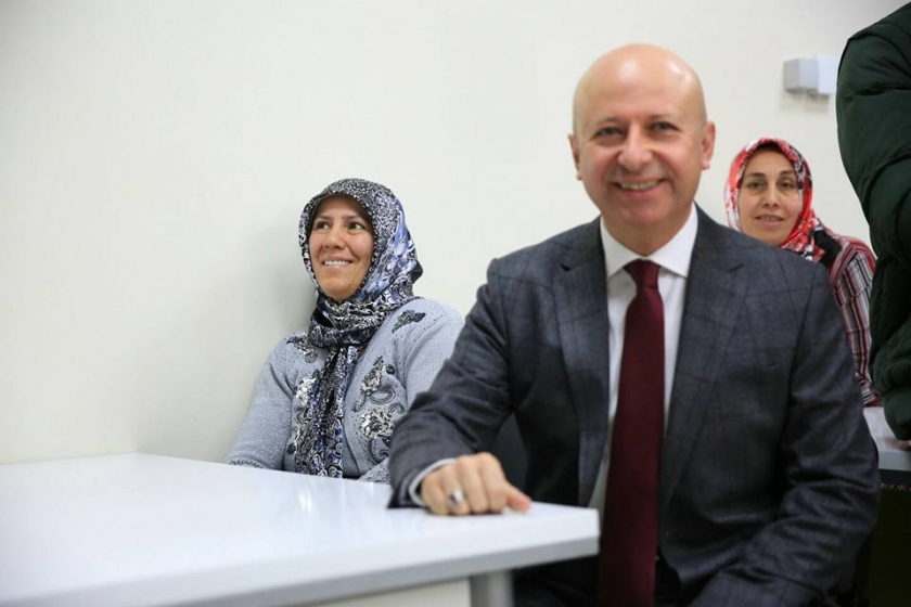 KOCASİNAN’DA TÜRKİYE GENELİNDEKİ İLK OKUMA YAZMA SERTİFİKA TÖRENİ