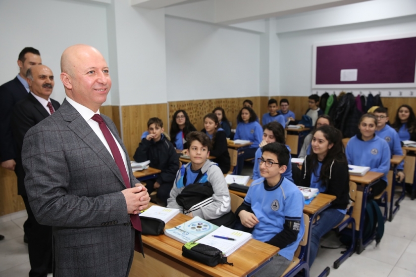 BAŞKAN ÇOLAKBAYRAKDAR, “EĞİTİMLERİMİZLE YAVRULARIMIZ DAHA GÜZEL YARINLARA ULAŞACAK”